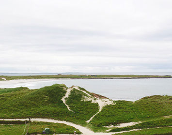 Culla Cottage Self Catering Accommodation is located near a stunning beach on the Isle of Benbecula